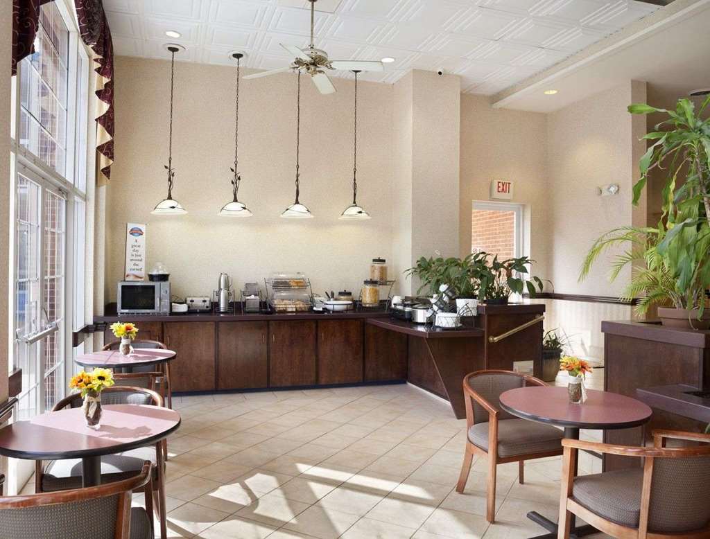 Hotel Baymont By Wyndham Warrenton Facilidades foto