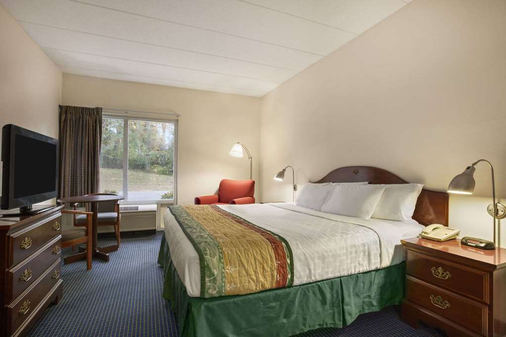 Hotel Baymont By Wyndham Warrenton Habitación foto